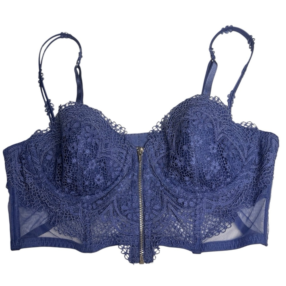 Victoria’s Secret Blue Lace Zip-Up Longline Bra – 36C 💙